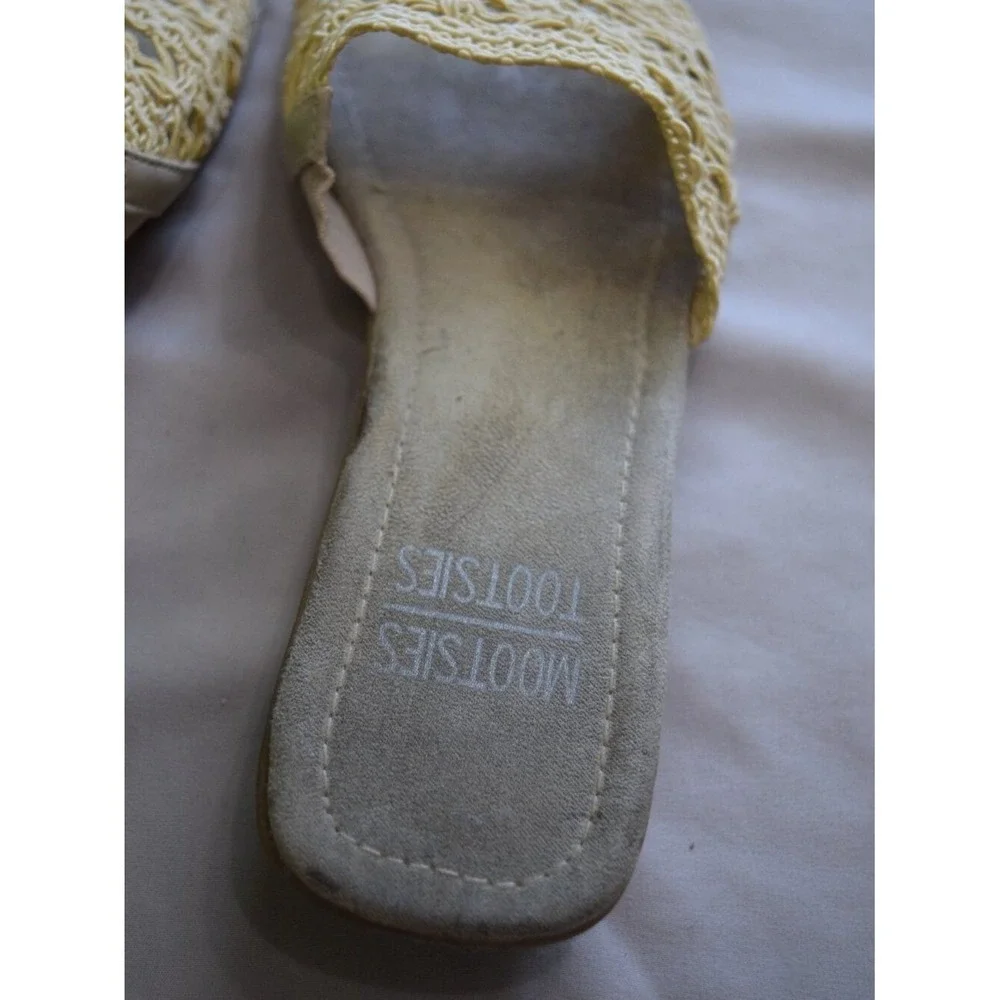 Mootsies Tootsies Yellow Lacy Crochet Sandals Sz 8.5 Indie Dainty Feminine Fairy